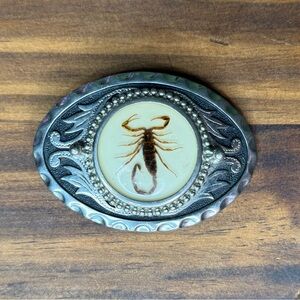 Vintage Scorpion Belt Buckle with Silver and Cream Design